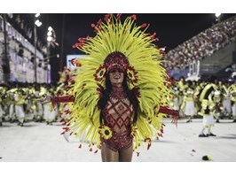 Karnawał w Rio de Janeiro pełen barw