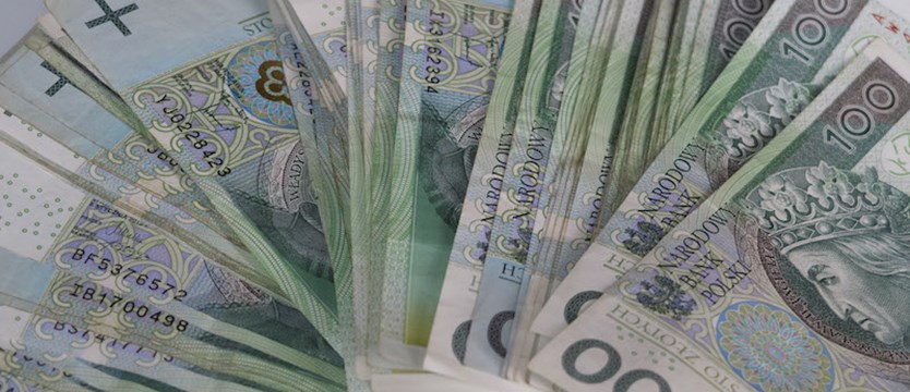 Portal money.pl prześwietlił finanse Fundacji Lux Veritas