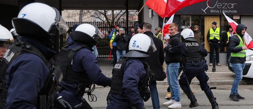 Protest rolników w Warszawie. Pod Sejmem doszło do starć z policją