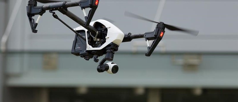 W Polsce lata 100 tysięcy dronów
