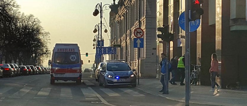 Potrącenie rowerzysty na pl. Żołnierza w Szczecinie