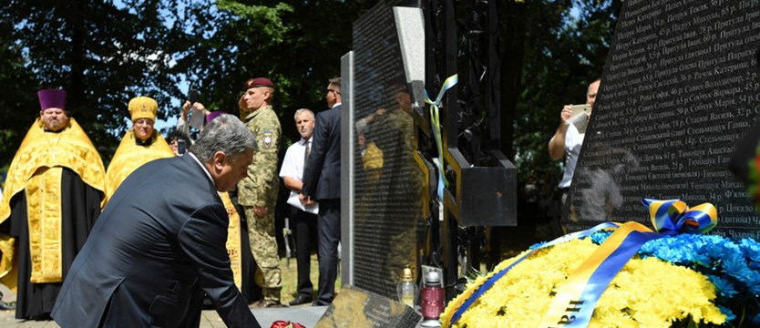 Prezydent Poroszenko oddał hołd Ukraińcom pomordowanym w Sahryniu