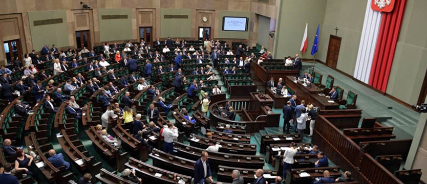 Sejm przyjął nowelizację ustaw sądowniczych