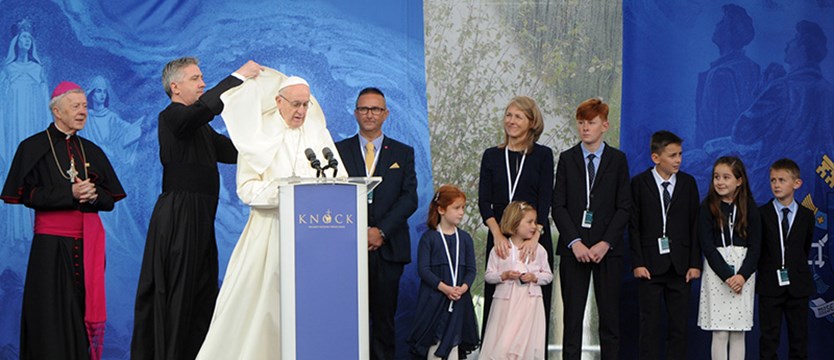 Papież Franciszek modlił się za ofiary pedofilii