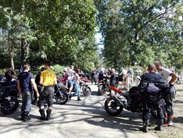 Dobry start z motocyklistami w Tanowie