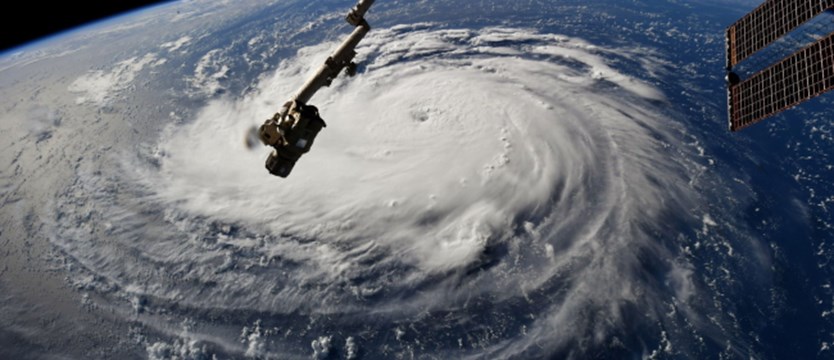 Ewakuują milion ludzi w obawie przed huraganem