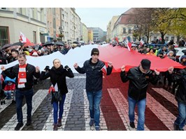 Ulicami Szczecina przeszedł biało-czerwony Marsz Niepodległości