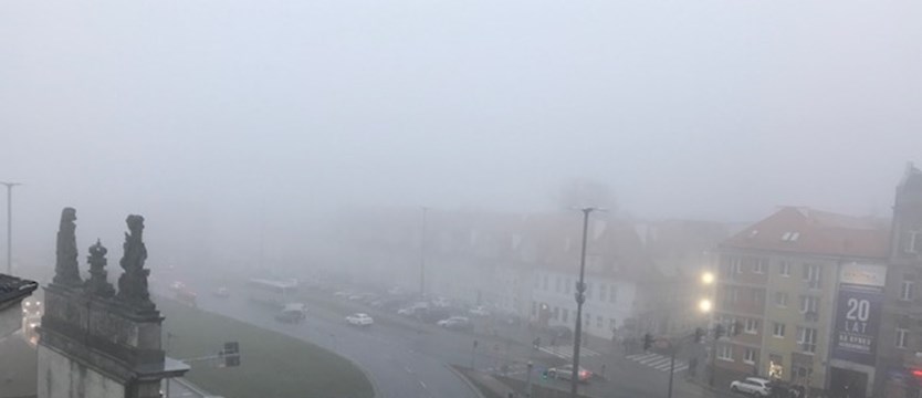 Szczecin we mgle. Zamku nie widać