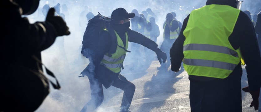 Francja. Kolejne marsze „żółtych kamizelek”. Ruch traci poparcie społeczne