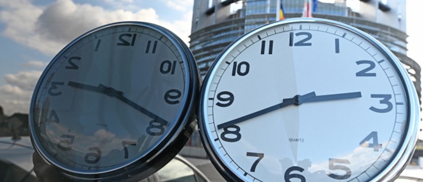 Parlament Europejski za zniesieniem zmiany czasu w UE