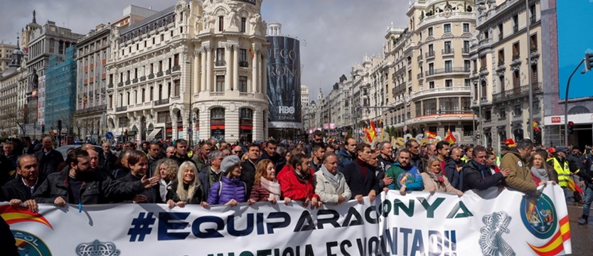 Wielotysięczna manifestacja policjantów i żandarmów w Madrycie
