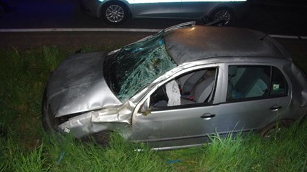 Młody kierowca wylądował w rowie. Był nietrzeźwy