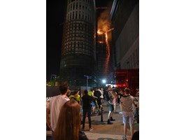 Strażakom udało się opanować pożar na budowie wieżowca The Warsaw Hub