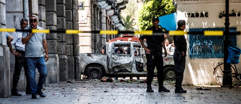 Dwa samobójcze zamachy w Tunisie