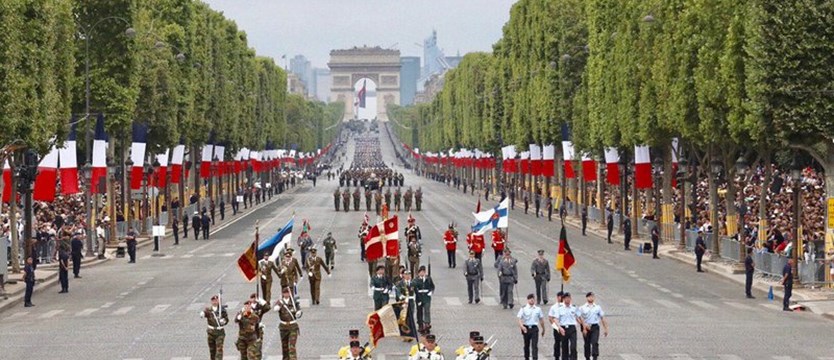 Wielka defilada wojskowa w Dzień Bastylii – święto narodowe Francji