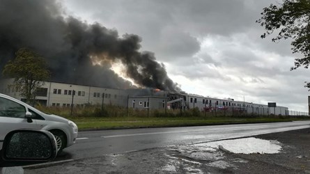 Potężny pożar zakładów rybnych w Złocieńcu