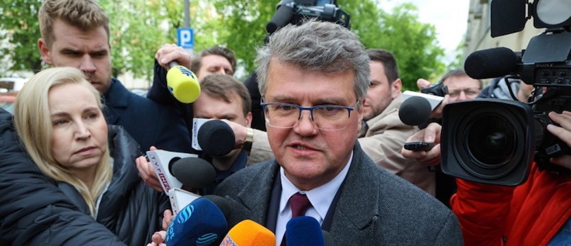 Kamińskiemu i Wąsikowi odczytano zarzuty udziału w głosowaniach w Sejmie